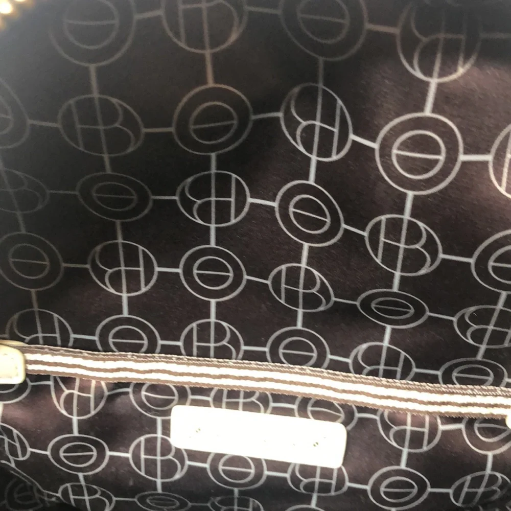 ๐นHenri Bendel Backpack - Picture 4 of 8